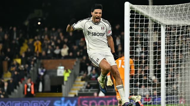 阿莱格里31场米兰和都灵德比取胜19场，仅输5场