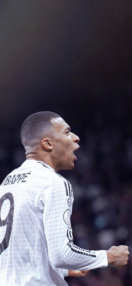 苏州队寇程：李玮锋教练要求很严格，没收了球迷送我的薯片